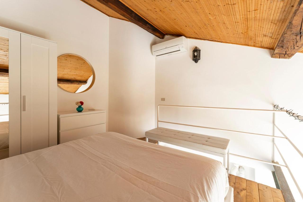 Loft Navigli Porta Genova Apartman Milánó Kültér fotó